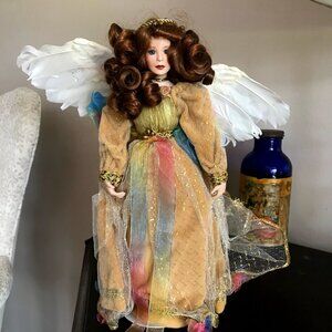 VINTAGE 1980S PARADISE GALLERIES:  " HOLLY" PORCELAIN ANGEL DOLL